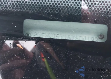 2006 Mercury Grand Marquis Ls from USA, damaged, VIN 2MEHM75W16X604193